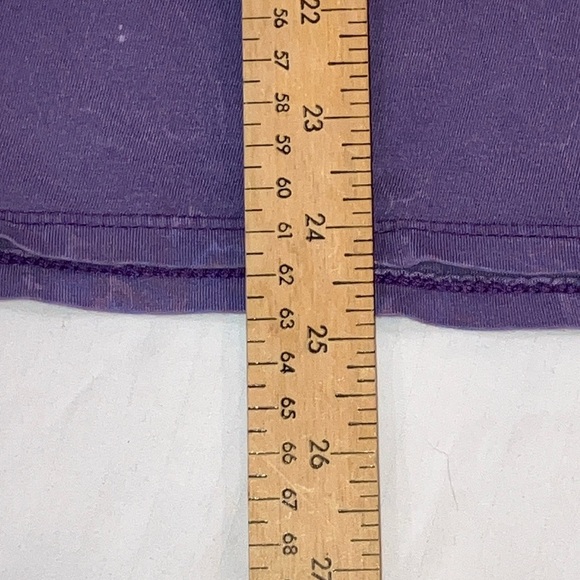 Pink Floyd dark Lavender Tee women’s size medium - 100% cotton - with FLAWS - Picture 12 of 15